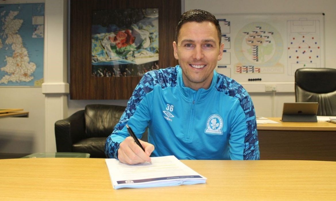 Stewart Signs Ewood Extension.