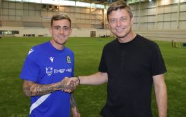 Rovers sign Szmodics!